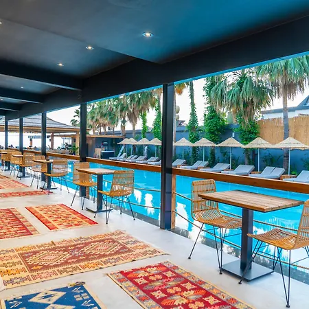 Aparthotel Smartline Sunpark (adults Only)